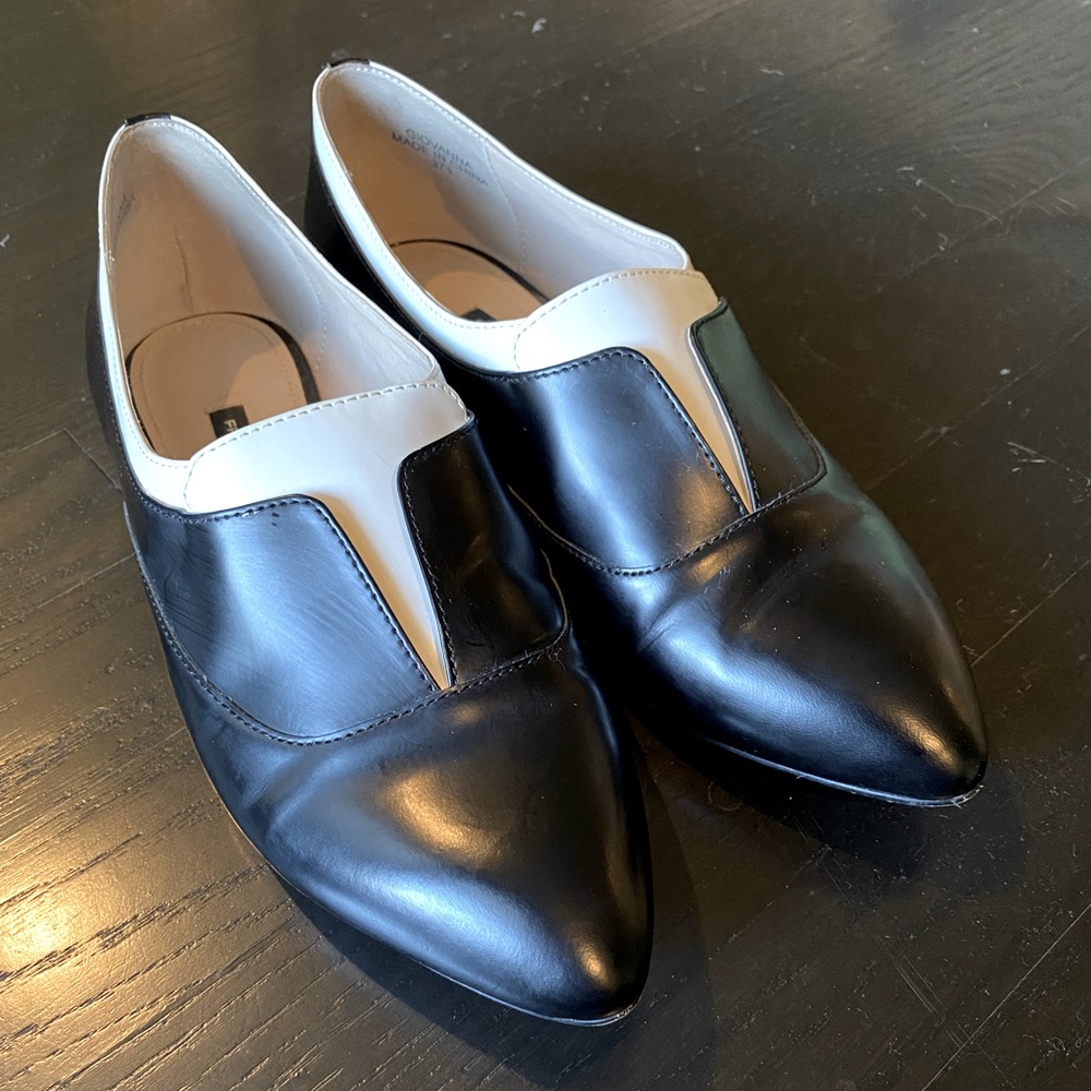FRENCH CONNECTION LOAFERS sz 37.5 black/white